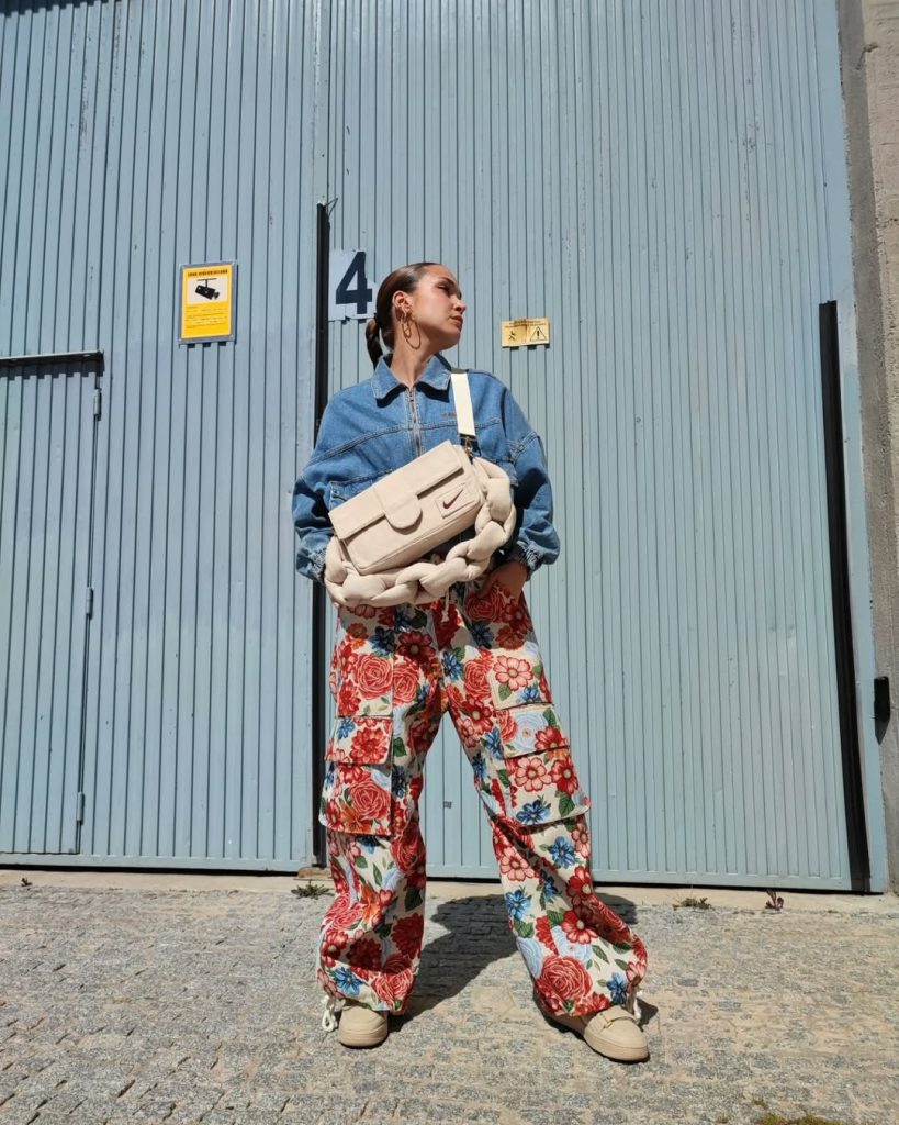 9 Baggy Sporty Outfits for Women Who Love to Stay Comfy
