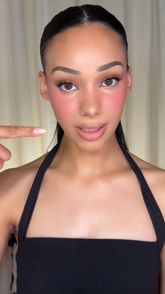 How to Master Blush Placement: 5 Techniques That Will Completely Change Your Face Shape