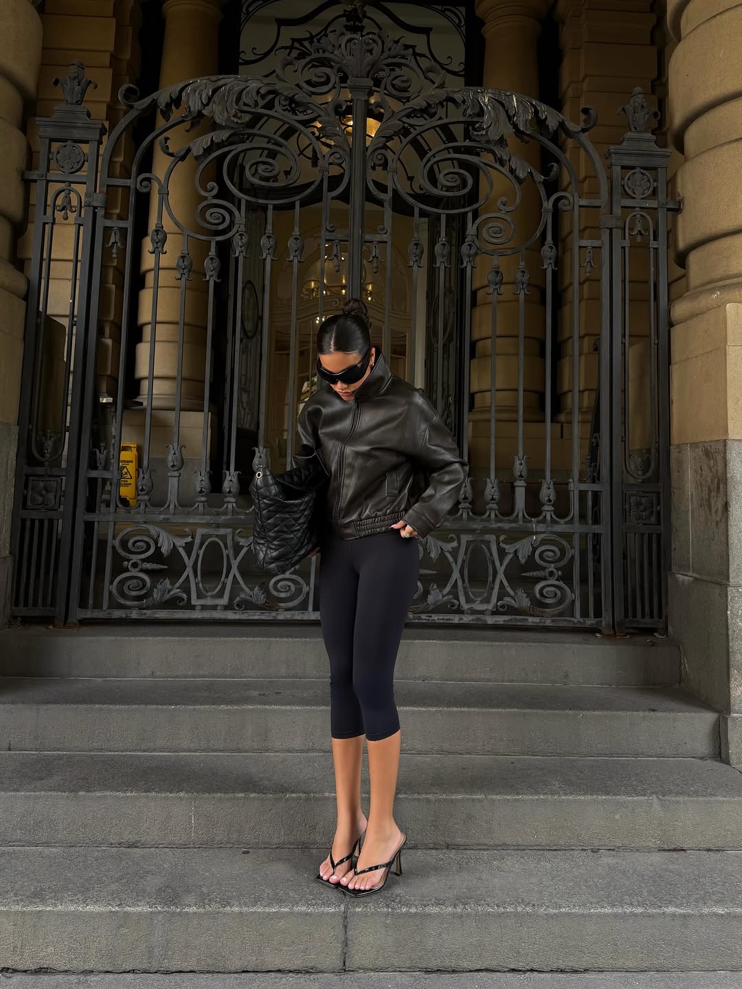 Capri Pants Just Got the IT Girl Treatment: 10 Chic Looks to Wear Right Now