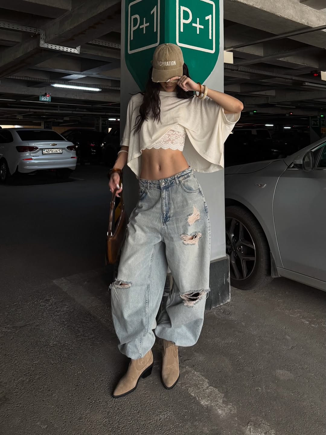 You Think Y2K Is Just a Gen Z Resurgence? These 30+ Outfits Will Have You Reaching for the Low-Rise Jeans