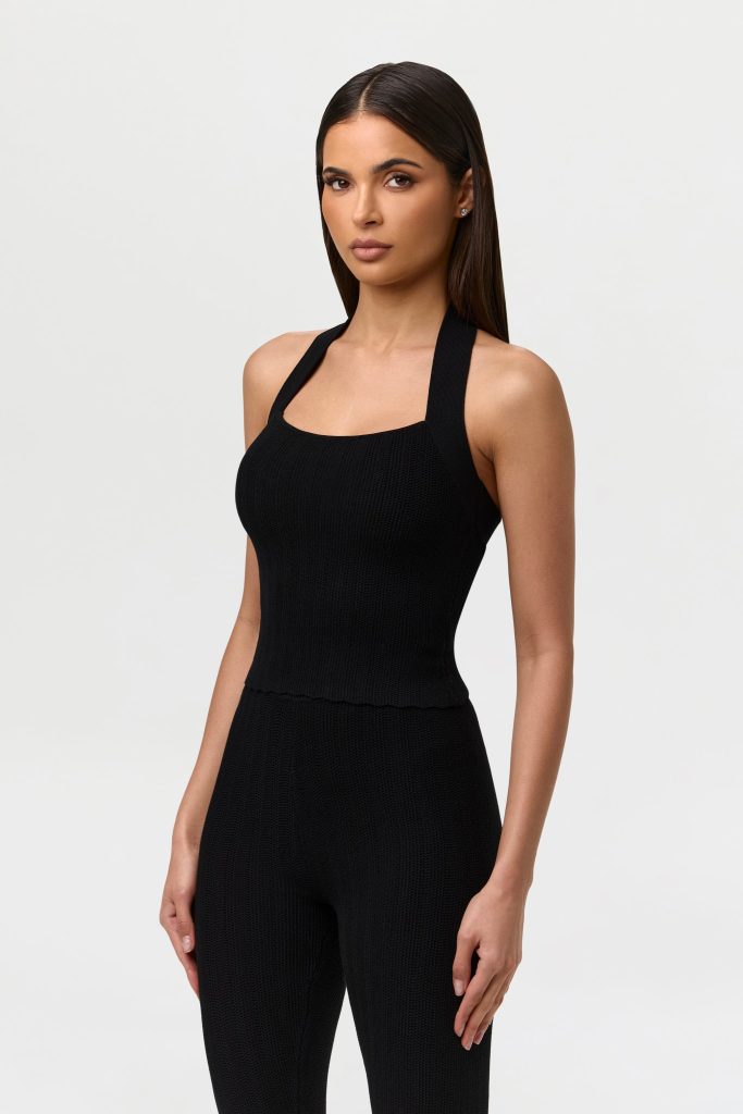 The Anti-Overwhelm Summer Wardrobe: A Capsule Guide for the Girl Who Hates Getting Dressed