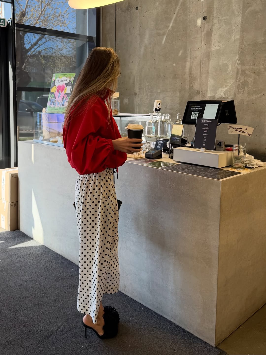Spotted! Fashion Girls Are Bringing Back Polka Dots for Spring & Summer