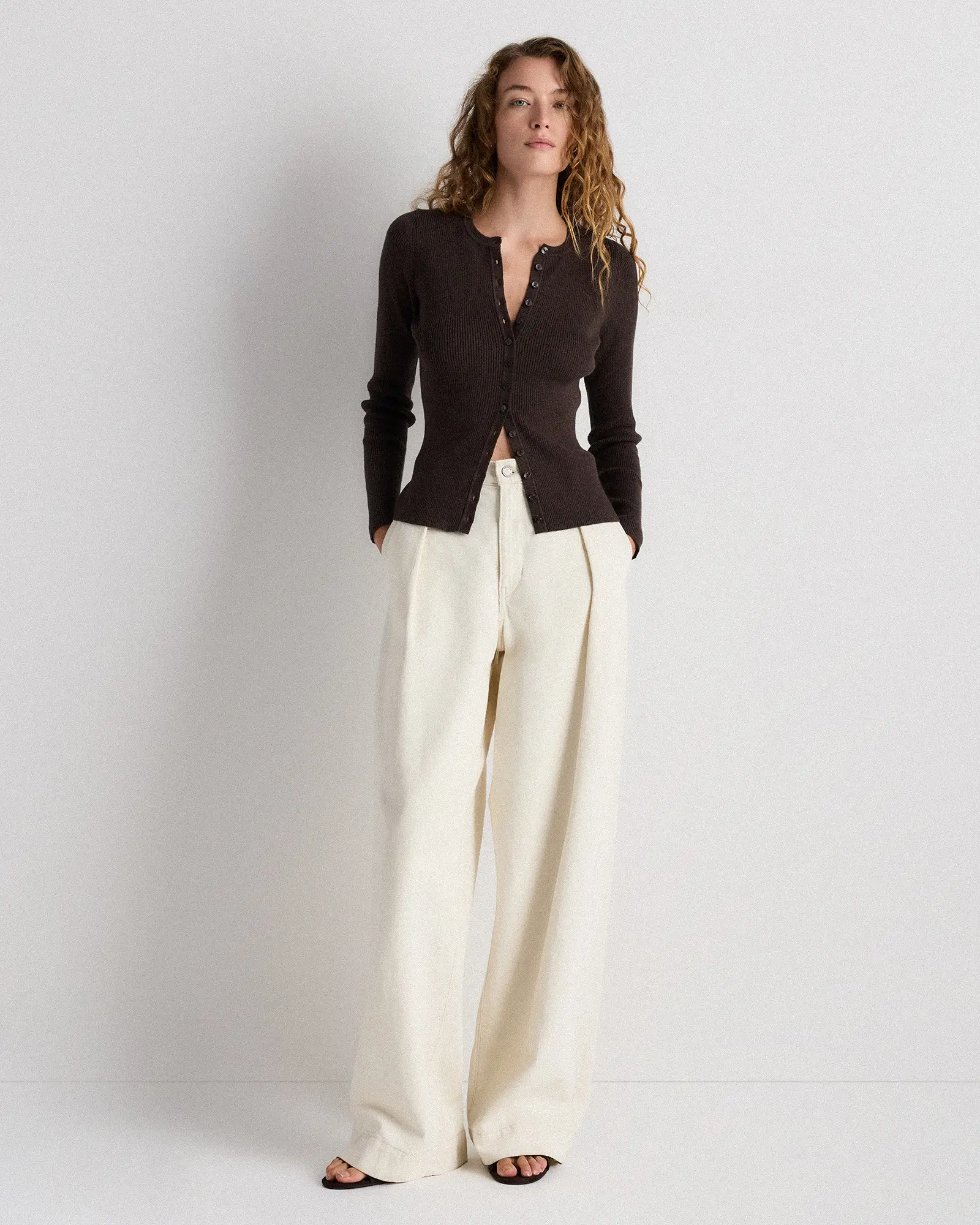 Shoppers Say Quince’s Fall Sweaters “Look Expensive” and Feel Luxurious—These 14 Belong in Your Rotation All Season